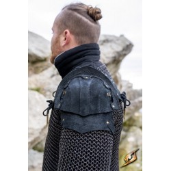 Woodsman Suede Shoulder Armour